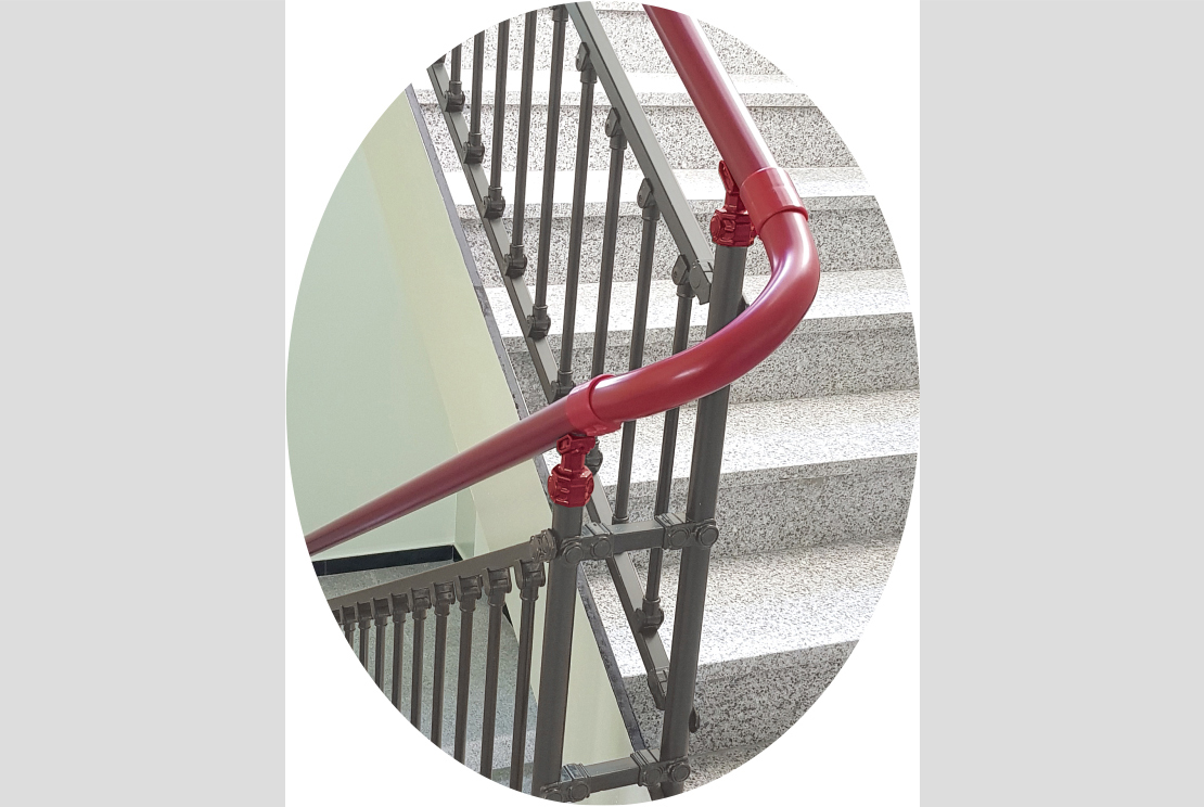 레드/다크그레이